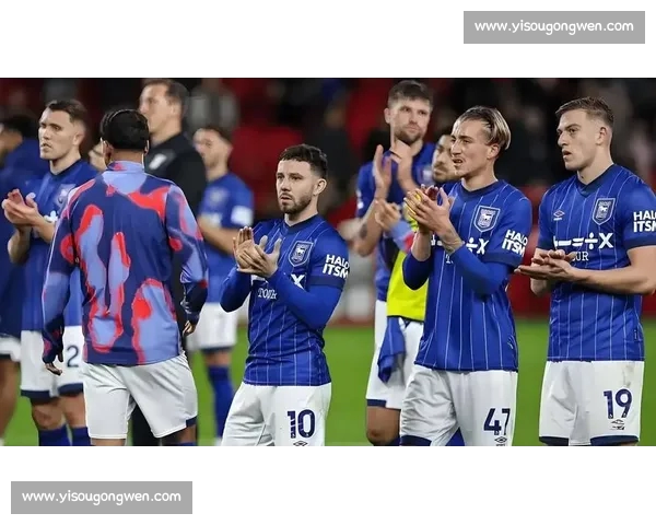 英超最新轮赛后精彩回顾与球队表现全面分析